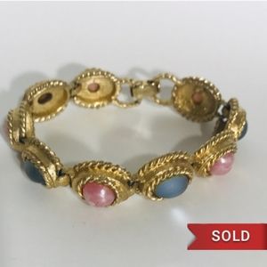 ❌SOLD❌GORGEOUS Gold Tone Pink&Blue Moonstone